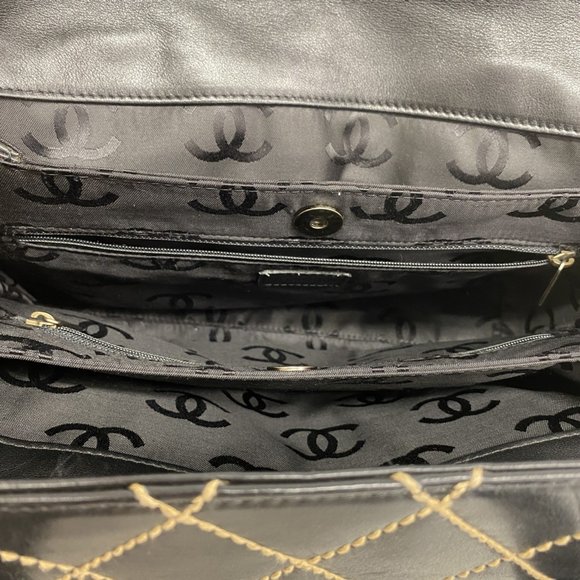 CHANEL Black Leather Wild Stitch Handbag 21x30x10cm Gold Hardware - Picture 4 of 12